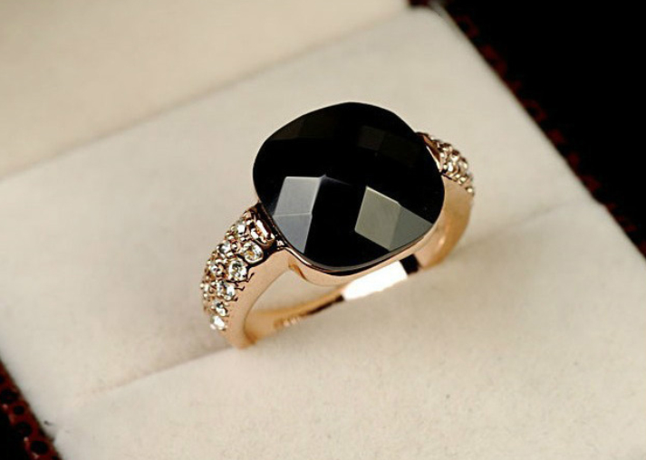 591 black crystal ring