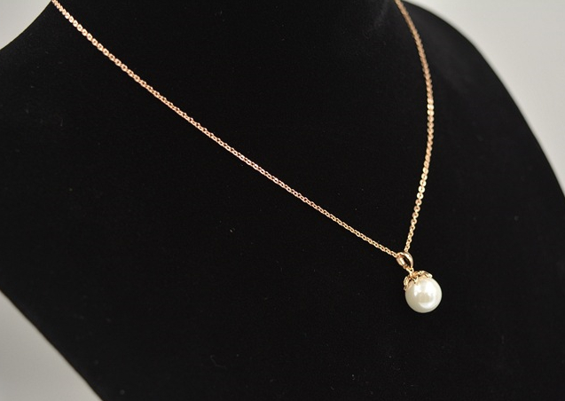 657 pearl 18k coated necklace